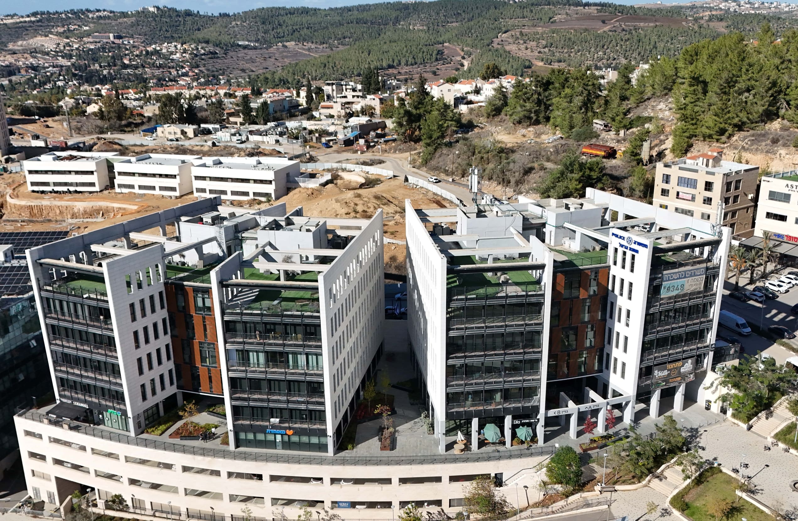 בניין